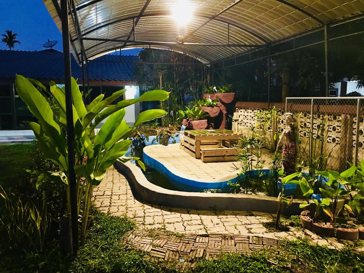 فندق Winter House تْشينيغْرايْ المظهر الخارجي الصورة